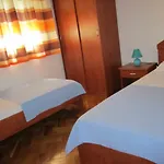 Nives B. Apartment Supetar