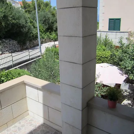 Apartamento Nives B. Supetar