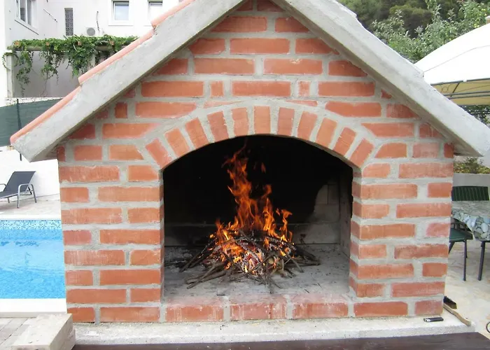 Nives B. Супетар